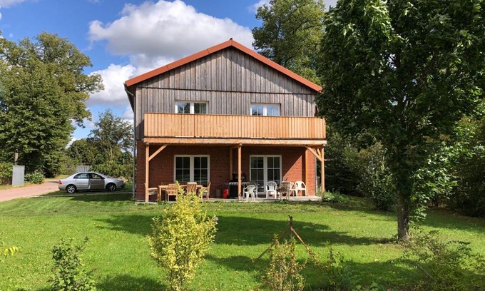 Schildetal Apartment | Pet-Friendly Farm-Chalet Renzow: Rated 9/10 by Guests