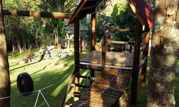 Portao House | Inviting Farm Retreat in Atibaia with Private Pool