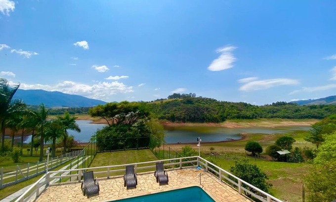 Joanopolis House | Rustic Retreat: Farm Stay Near São Paulo with Pool & Pets