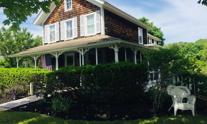 Hampton Bays House | Experience Violavender Manor: Pet-Friendly Oceanfront Retreat