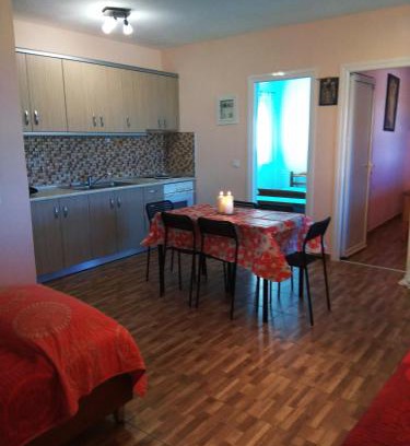 Sarti Apartment | Family-Friendly Stay at Farma Giannis with High Guest Ratings