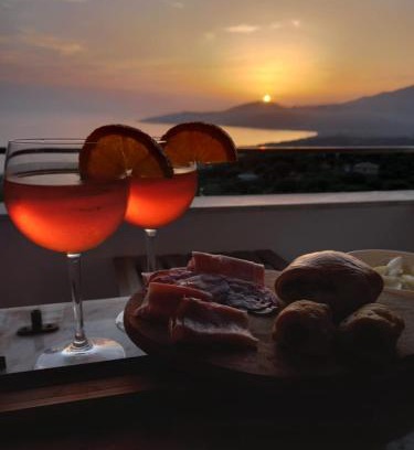 Ascea House | FarmaMia: Pet-Friendly Haven with Breakfast Included