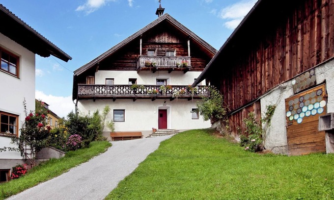 Maschl House | Cozy House Near Ski Area with Spa and Pet-Friendly Amenities