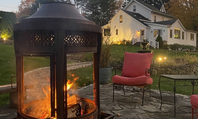 New Fairfield Apartment | Idyllic Farmhouse Apartment Near Candlewood Lake - 10/10 Rated