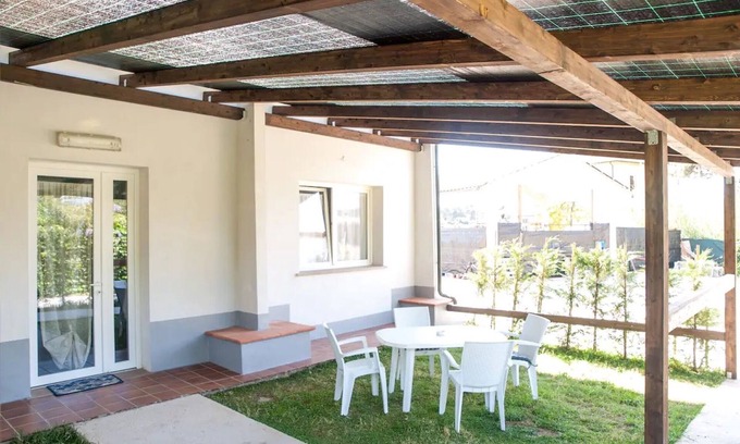 Piombino Other | Cozy Farmhouse 'Bilocale Vicino Al Mare' with Garden & Wi-Fi