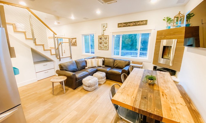 Snoqualmie House | Scenic Farmhouse by the Falls with Lake View & Family Amenities