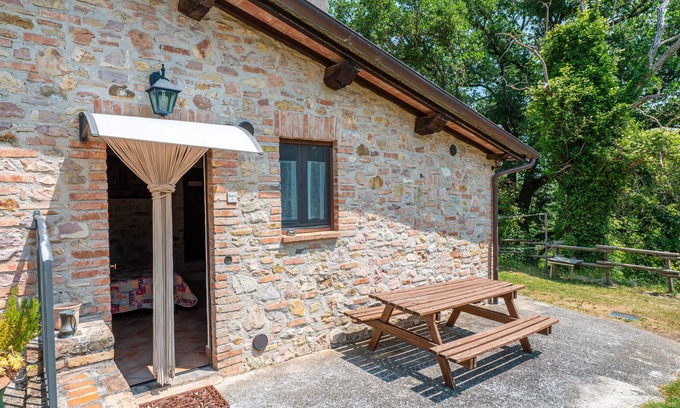 Giano dell'Umbria Other | Cozy Farmhouse with Mountain View and Shared Pool