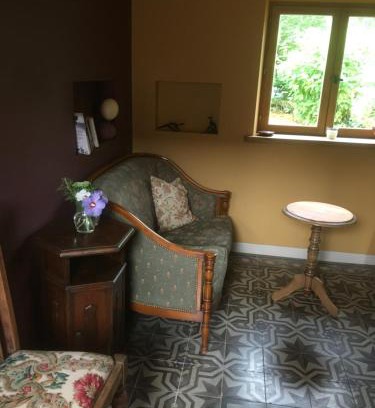 Saint-Georges House | Charming Farmhouse Gite: Guest Rated 9.3 with Breakfast