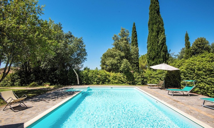 Montalcino Other | Relaxing Farmhouse Glicine Podere Giardino with Pool & Wi-Fi