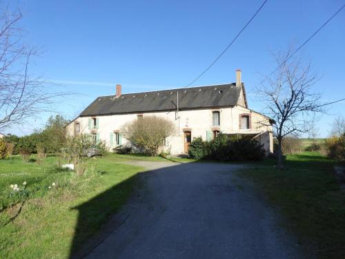 Giroux House | Farmhouse in Giroux near Forest & Lake, cleaning included