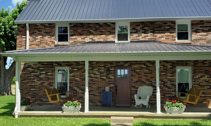 Nancy House | Charming Farmhouse with Lake Views & Pool Near Cumberland