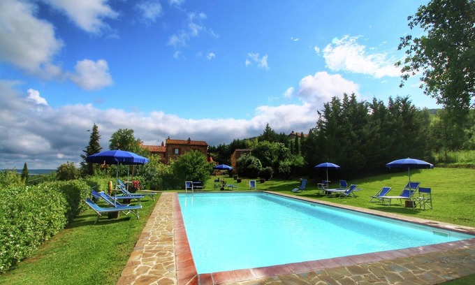 Castiglione d'Orcia Other | Farmhouse with pool, views