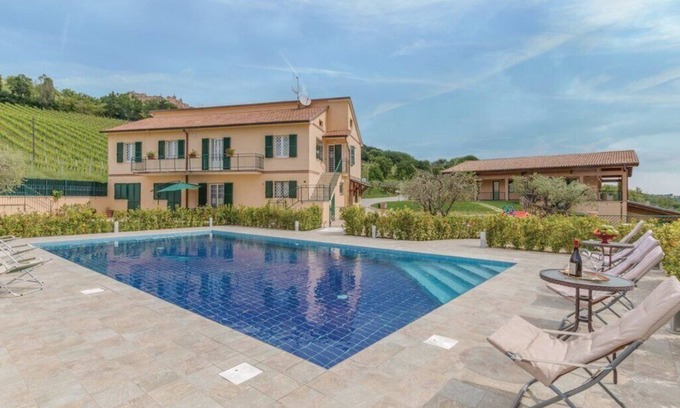 Montedinove Apartment | Inviting Farmhouse Retreat Near the Sibillini Mountains