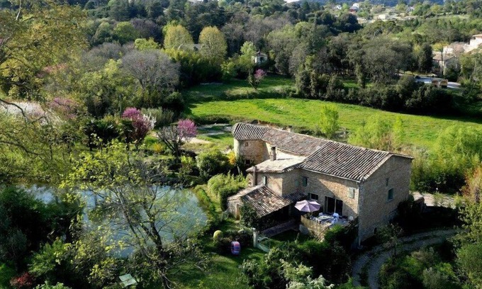 Anduze House | Relax in the Countryside at Calm Dove of the Cévennes