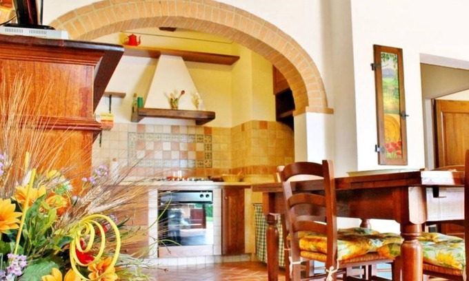 Gallina Villa | Experience Comfort at Palazzi Del Papa with Unique Amenities