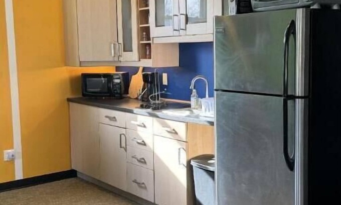 Mongo Apartment | Pet-Friendly Farmstead Studio with Trails and Sports Court