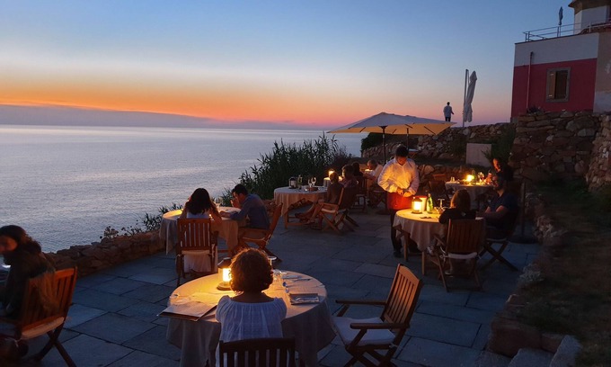 Isola del Giglio Bed & Breakfast | Guest Rated: Resort Faro di Punta Fenaio - Family-Friendly Escape