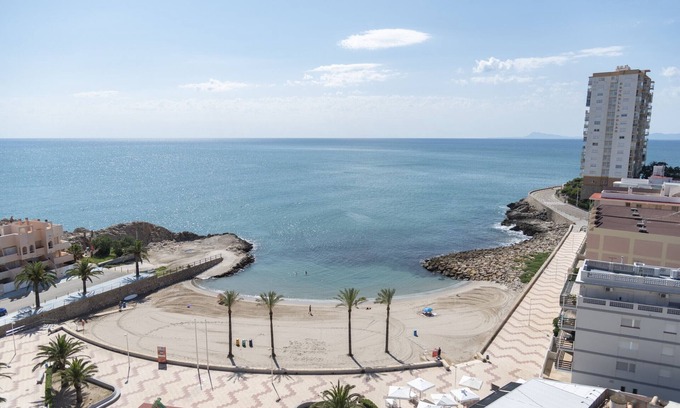 Faro de Cullera Apartment | FAROMAR: Ocean View Retreat with Pool & Spa Amenities