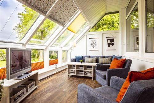Altfunnixsiel Apartment | Pet-Friendly Fasanennest with Oceanfront Views & 10/10 Rating