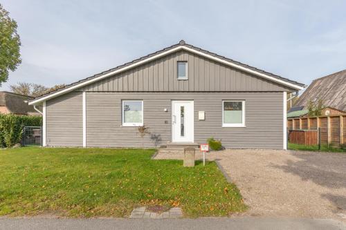 Maasbull House | Fascherhus: Family and Pet-Friendly 4-Star Haven
