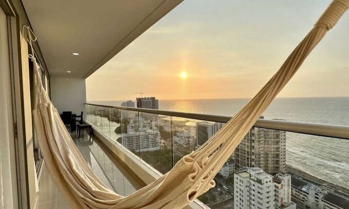 Centro Apartment | Stunning Ocean View Apartment with Pool & Spa Amenities