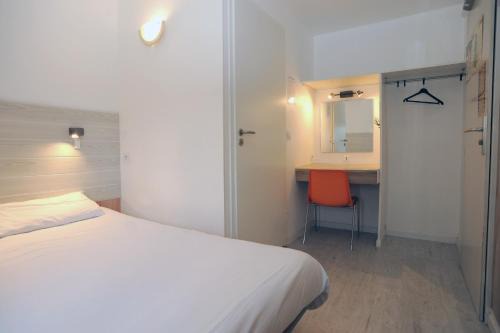 La Roche-sur-Yon Hotel | Budget-Friendly Fasthotel La Roche-sur-Yon with Great Amenities