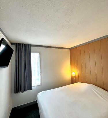 Laval Hotel | Budget-Friendly Stay at Fasthotel Laval with Family Amenities