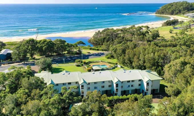 Mollymook Beach Apartment | Enjoy a Free Night This Winter at Fathoms 9, Mollymook