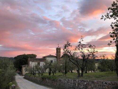 San Pietro in Bossolo House | Inviting Fattoria di Rignana Winery BnB with Ocean Views
