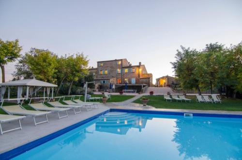 Fratticciola Villa | Experience Fattoria gli ziri: Pet-Friendly 4-Star Retreat