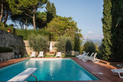 Rignano sull'Arno House | Inviting Fattoria Pagnana Suites with Pool & Ocean Views