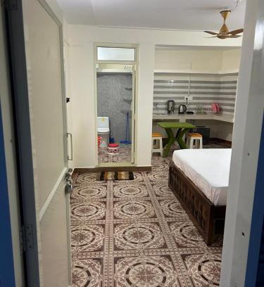 Kandaghat House | Fauji Di Hatti
