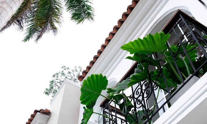 Santa Cruz Hotel | Discover Fausto: Relaxing Spa & Family-Friendly Stays