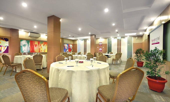 Gading Hotel | Comfortable Accommodations at favehotel Kelapa Gading