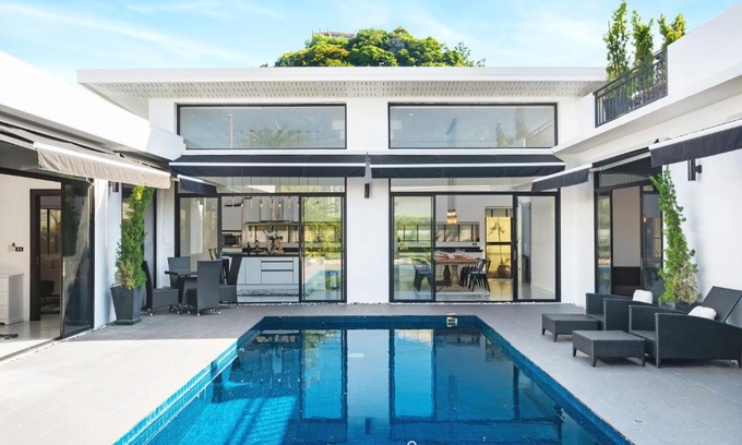 Nong Kae Villa | Discover Favstay - Alexa 218 Pool Villa with Hot Tub