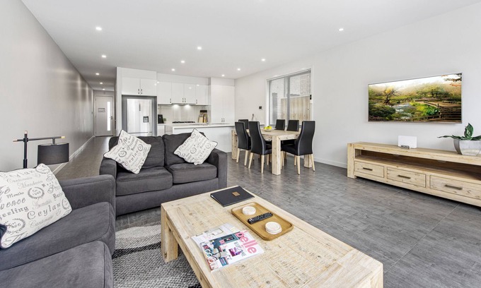 Fawkner Apartment | Fawkner Executive Suites: Highly Rated Family Getaway