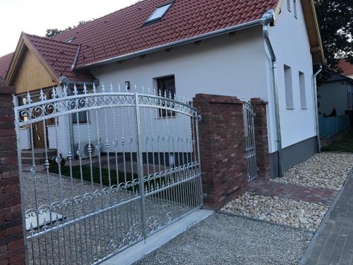 Balatonkeresztur House | Ocean View Retreat at Fazekas Vendégház - Rated 9/10