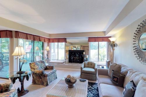 Palmetto Dunes Apartment | Family-Friendly Fazio 11 with Pool Access and Great Reviews
