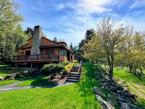 Bretton Woods House | FC39 Entry level Bretton Woods Cottage on beginner ski trail