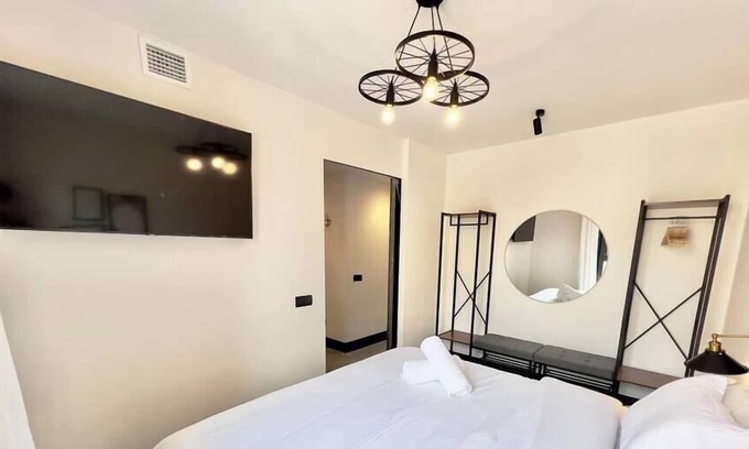 Almendrales Apartment | Bright Apartment with Parking, Wifi & Child-Friendly Amenities