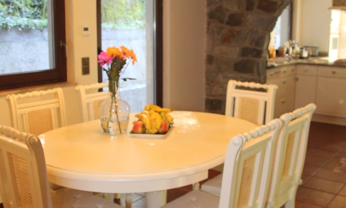 Wachenheim an der Weinstrasse House | Spacious 8-Person Ferienhaus in Wachenheim an der Weinstraße