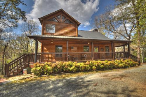 Blue Ridge House | Relax at Feather Ridge - Pet Friendly Retreat by Toccoa River