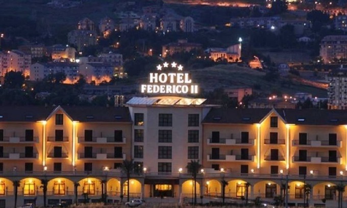 Enna Hotel | Federico II Palace Hotel: 4-Star Comfort with Spa & Pool