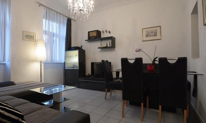 Heidelberg City Centre Apartment | Feel at Home 2: Pet-Friendly Stay with Great Reviews