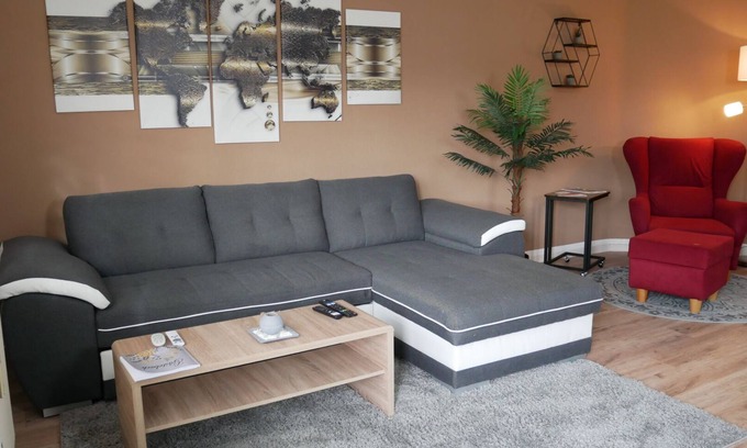 Dessau-Rosslau Apartment | Experience Comfort in Roßlau with Netflix and Pool Access