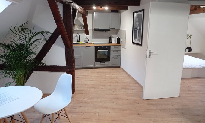 Delitzsch Apartment | Relaxing Oasis in Old Town with SmartTV & Breakfast Included