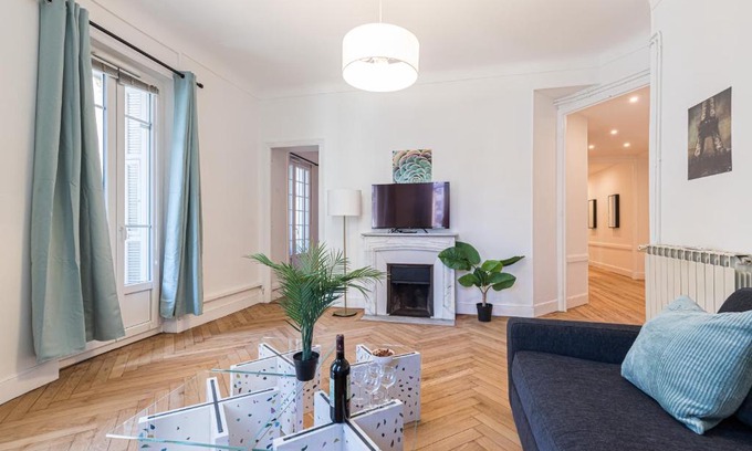 Lepante Quarter Apartment | Welcome to Feel Home - Foch 28: Child-Friendly Retreat