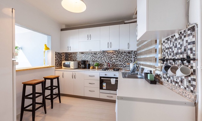 Kabatas House | Discover the Breeze from the Bosphorus: Family-Friendly Stay