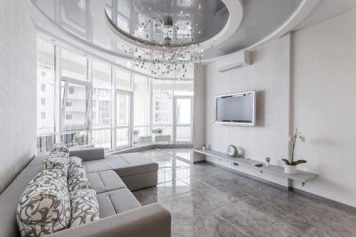 Arcadia Apartment | Pet-Friendly Feeria Apartment: Guest Rated 9.2/10