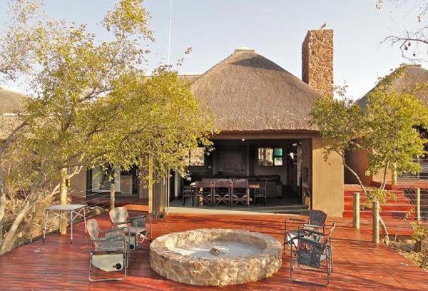 Bela-Bela Apartment | Discover Feeskraal Lodge: 4-Star Retreat with Pool Access